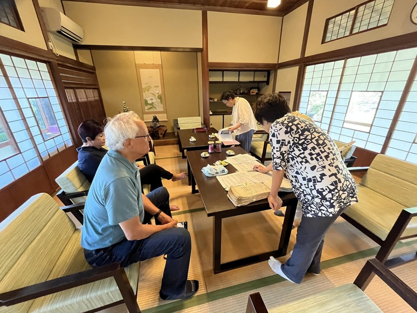 visitors from Hawaii